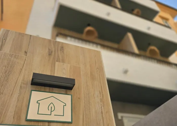 Casa Lyrata Comfort & Design شقة *